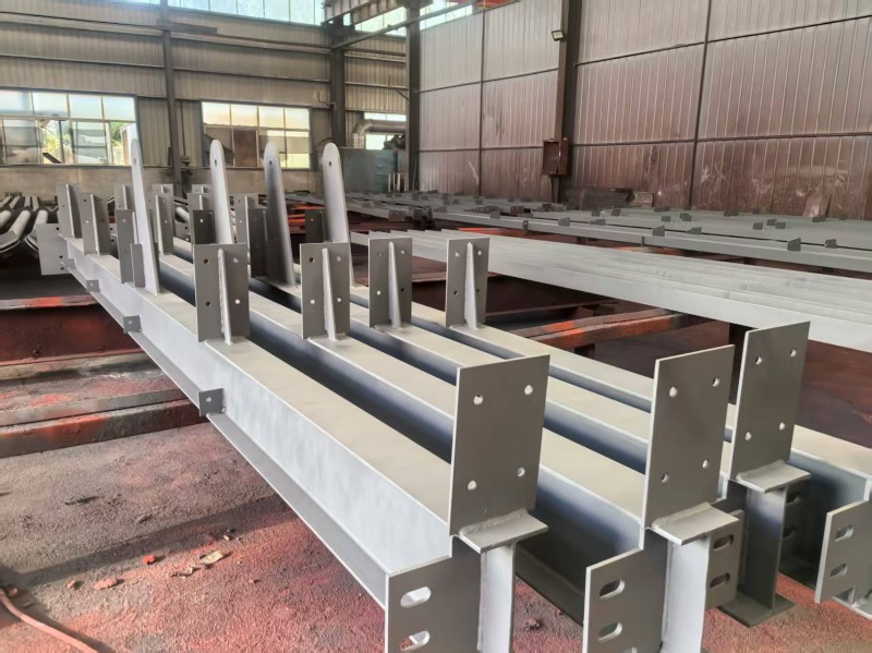 Stahlkonstruktions -Baldachin -Installationsprojekt erfolgreich abgeschlossen