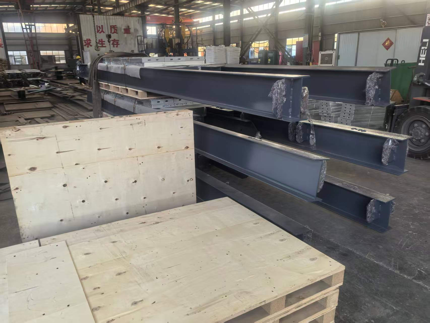 Liweiyuan Steel Structure schließt den Export des Stahlkonstruktionslagers nach Norwegen ab und wird bald ausgeliefert